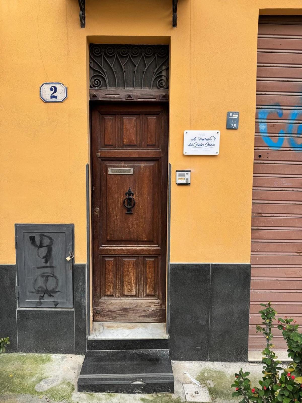 Апартаменты Al Parlatoio Del Centro Storico Палермо Экстерьер фото